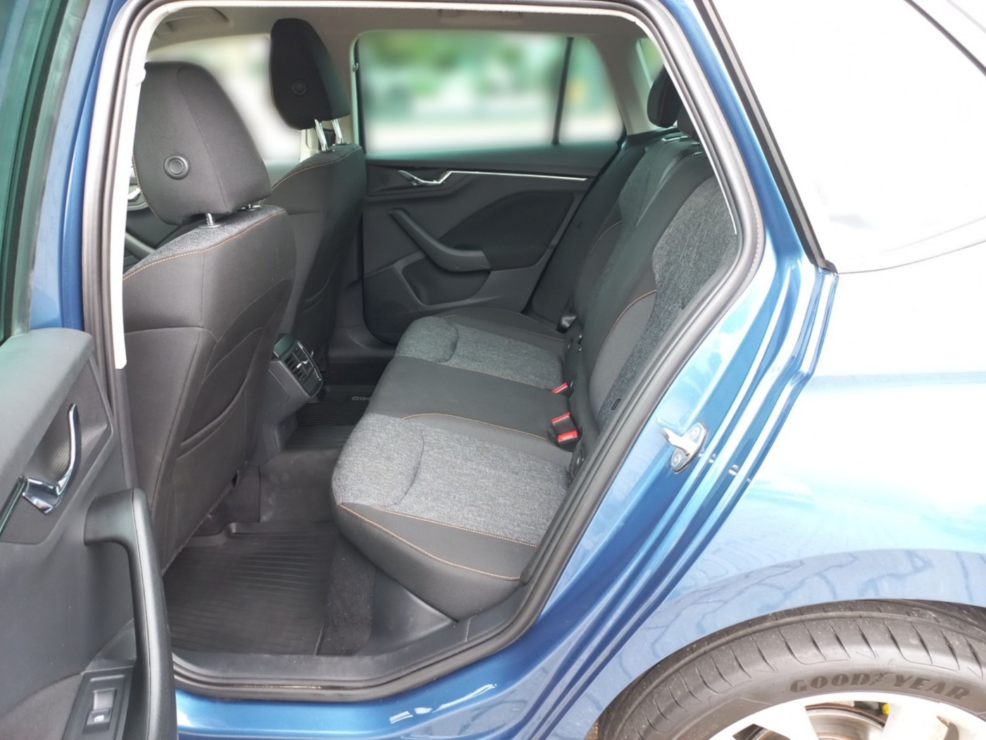 SKODA Kamiq 1.5 TSI Clever DSG Kam. ACC KlimaA LED Bild 11