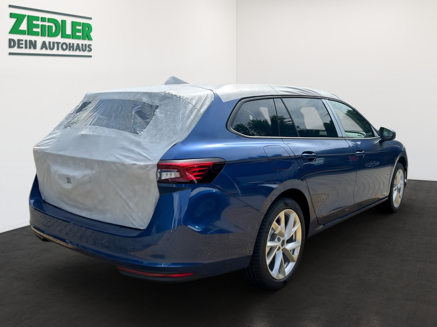 SKODA Superb Combi 110kW 1.5 TSI mHEV Selection Kam. Bild 3
