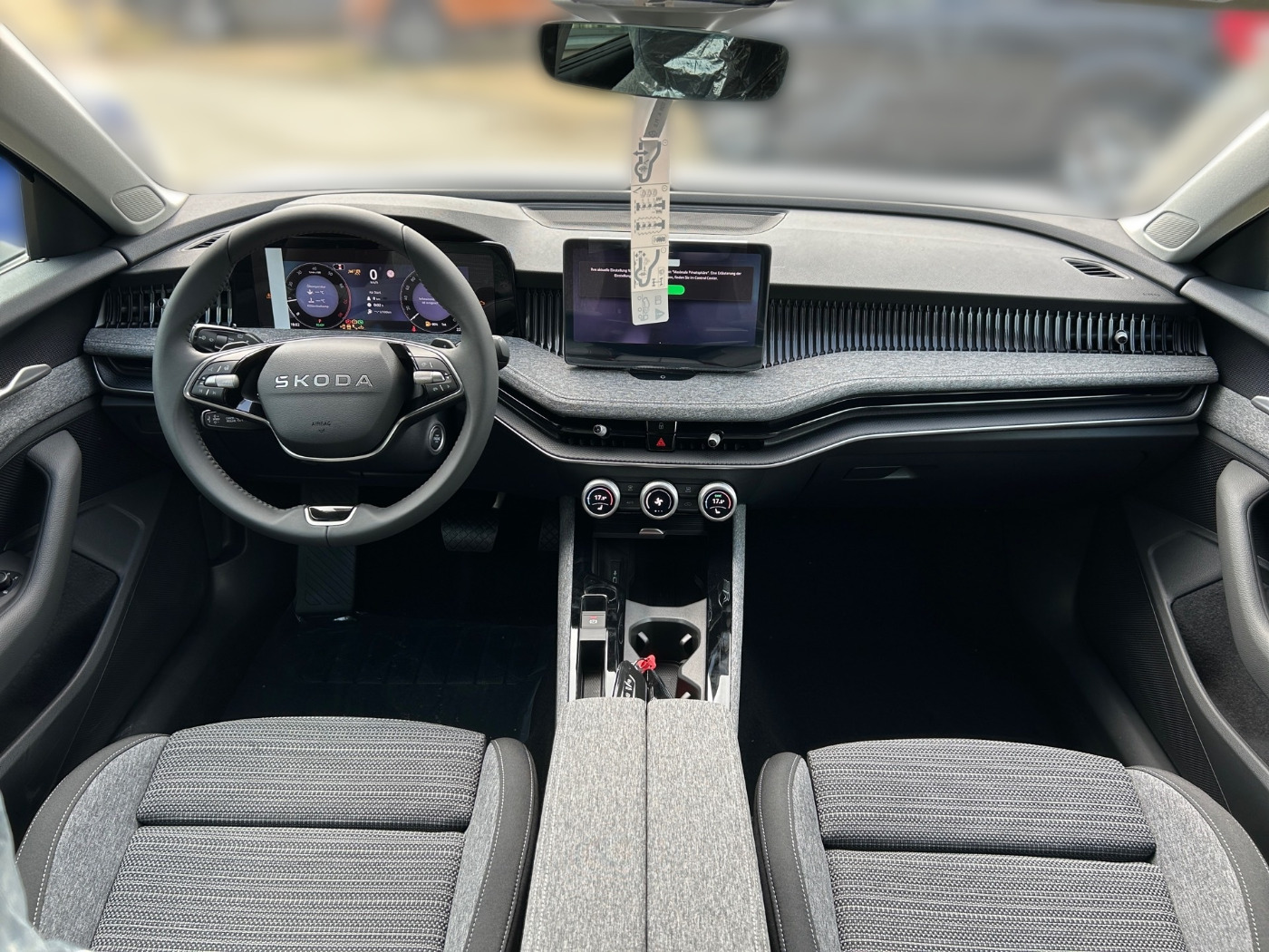SKODA Superb Combi 110kW 1.5 TSI mHEV Selection Kam. Bild 10