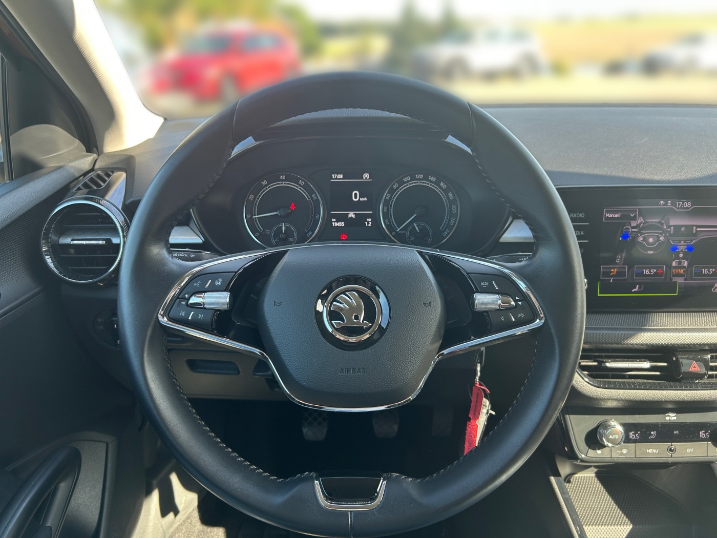Skoda Fabia 1.0 TSI Ambition LM KlimaA LHZ SHZ EPH Bild 8
