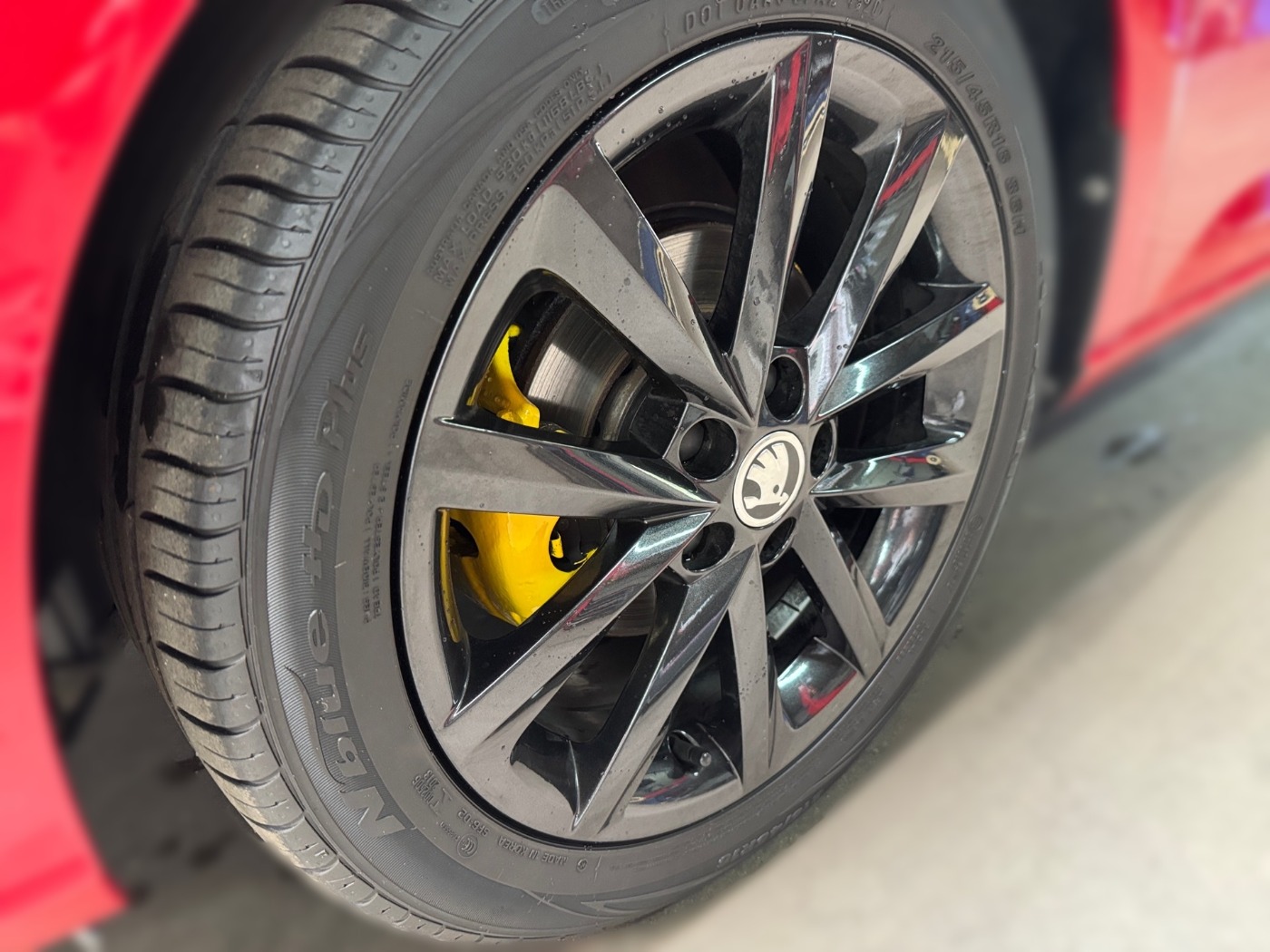 Škoda Fabia 1.0 TSI  Clever LED ACC LM ACC KlimaA Bild 6