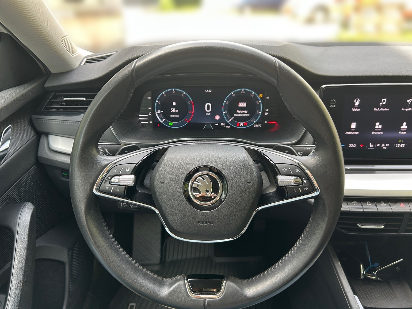 Škoda Octavia Combi 1.5 TSI ACT Clever DSG LM Navi AHK Bild 8