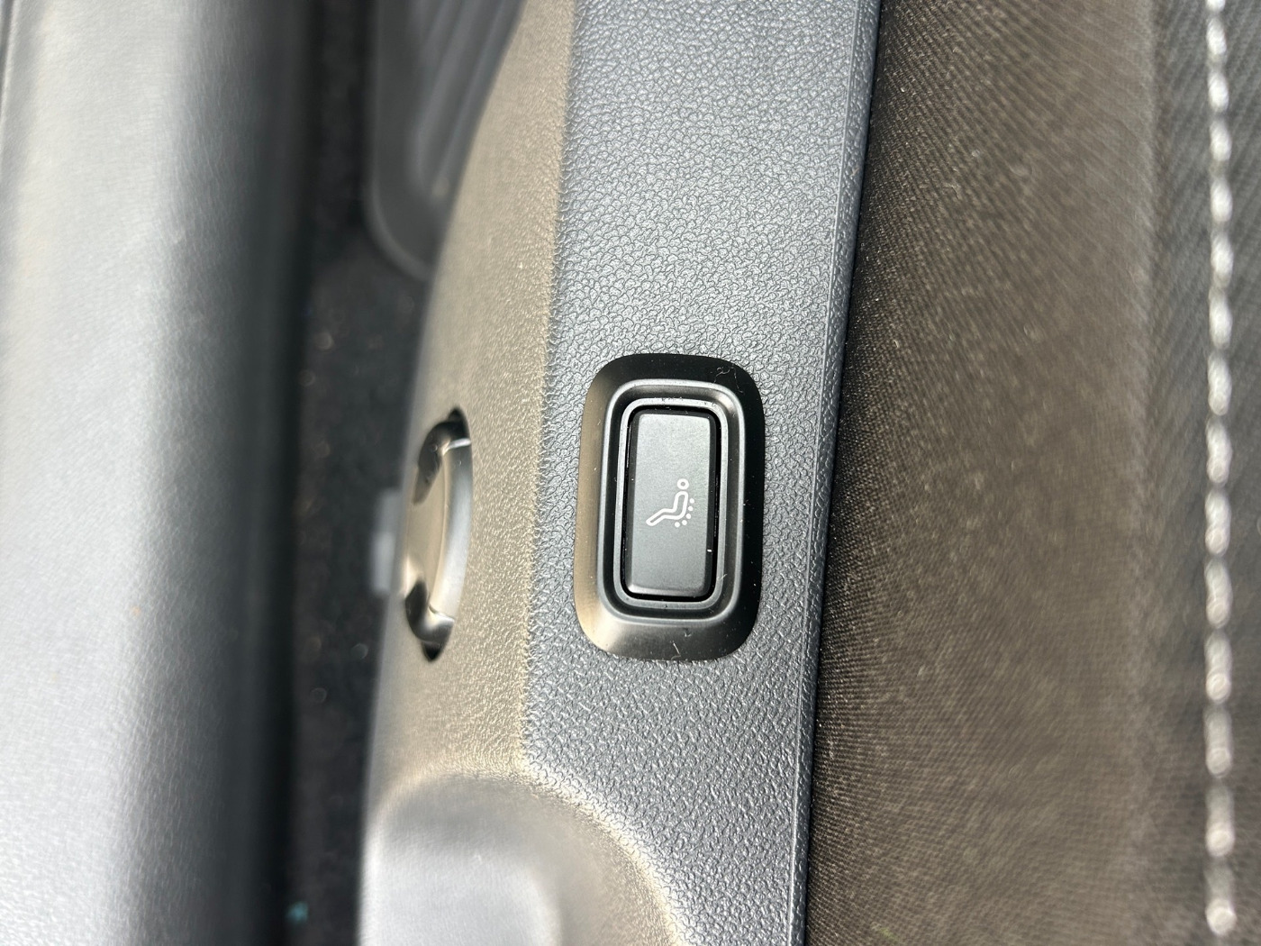 Škoda Octavia Combi 1.5 TSI ACT Clever DSG LM Navi AHK Bild 19