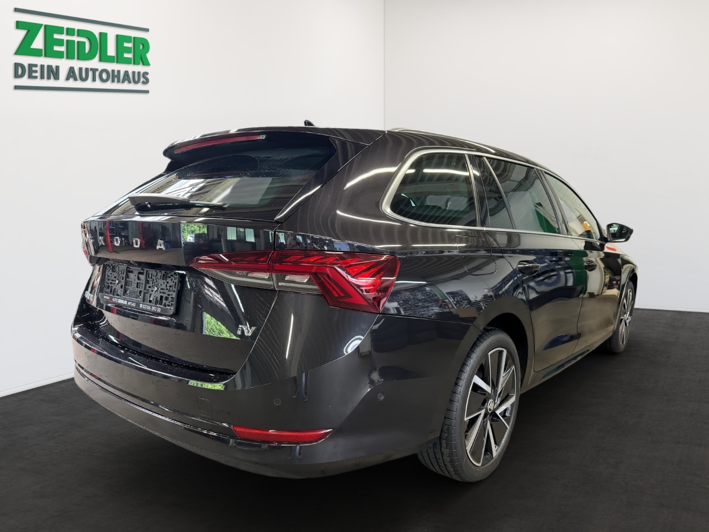 SKODA Octavia Combi 1.4 TSI First Edit. iV LM Navi Standh. Bild 3
