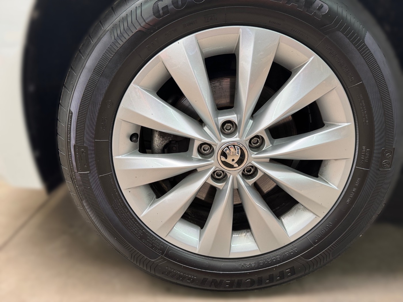 Škoda Kamiq 1.0 TSI Ambition DSG LM Kam.2xKlima ACC AHK Bild 6