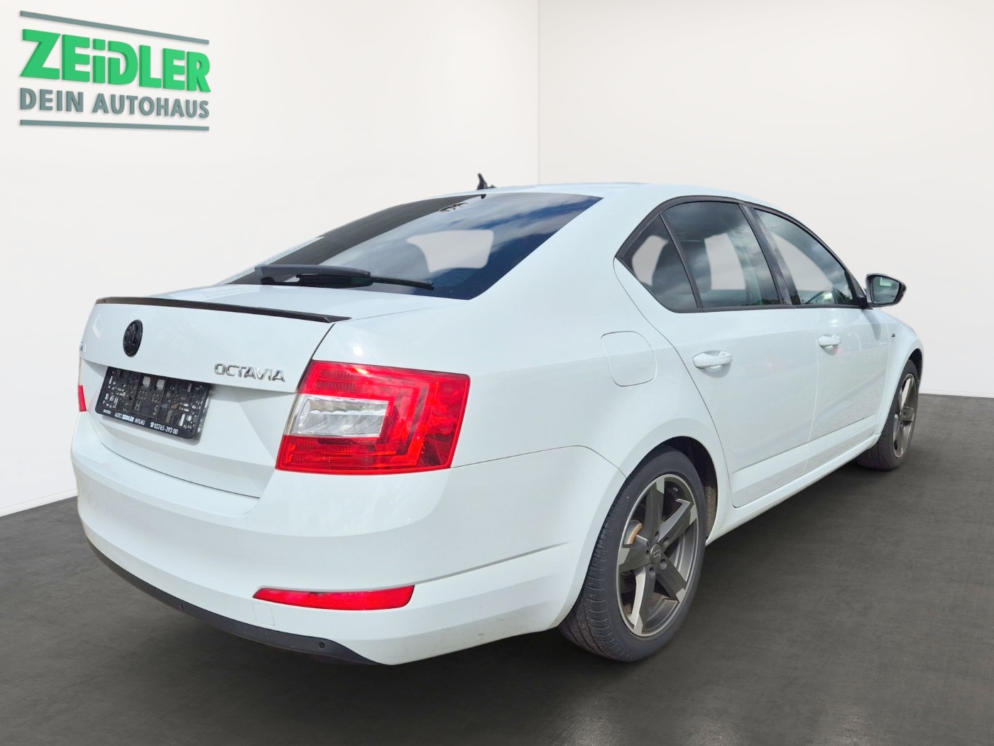 Škoda Octavia 1.8 TSI Joy ALU Klima SHZ SPORT Bild 3