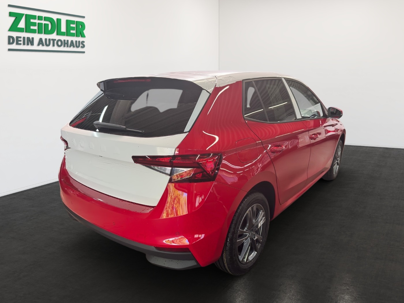 SKODA Fabia 1.0 TSI Tour LM Navi Kam. 2xKlima DynLicht Bild 3