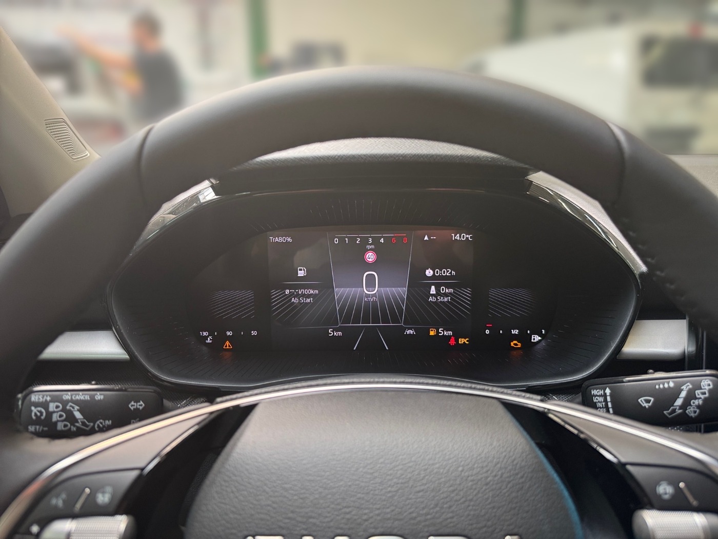 SKODA Fabia 1.0 TSI Tour LM Navi Kam. 2xKlima DynLicht Bild 8