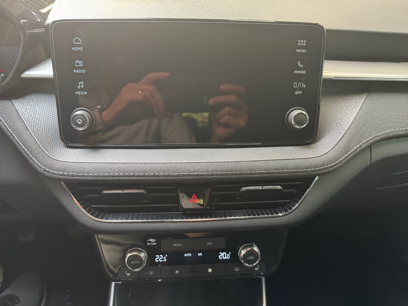 SKODA Fabia 1.0 TSI Tour LM Navi Kam. 2xKlima DynLicht Bild 9