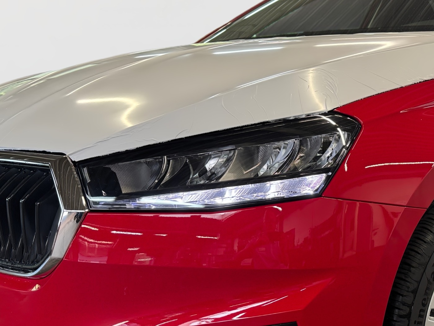 SKODA Fabia 1.0 Essence MPI 59KW LM LED PDC SHZ SpurH Bild 5