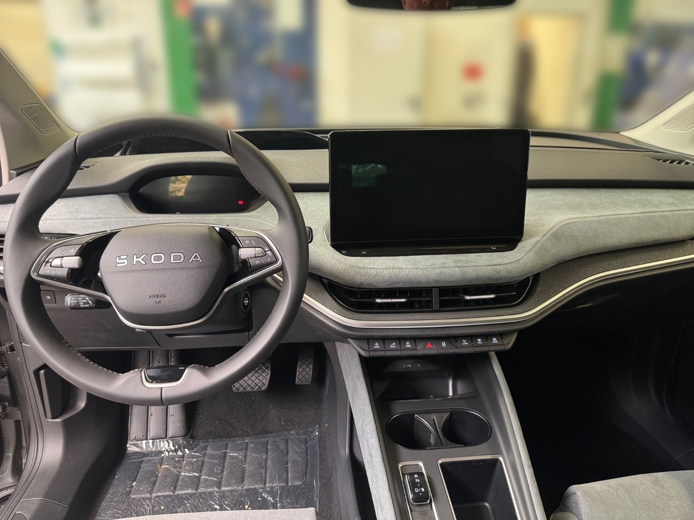 SKODA Enyaq  85 82kWh Navi Kam. 4xSHZ ACC AUT HUD LED Bild 10