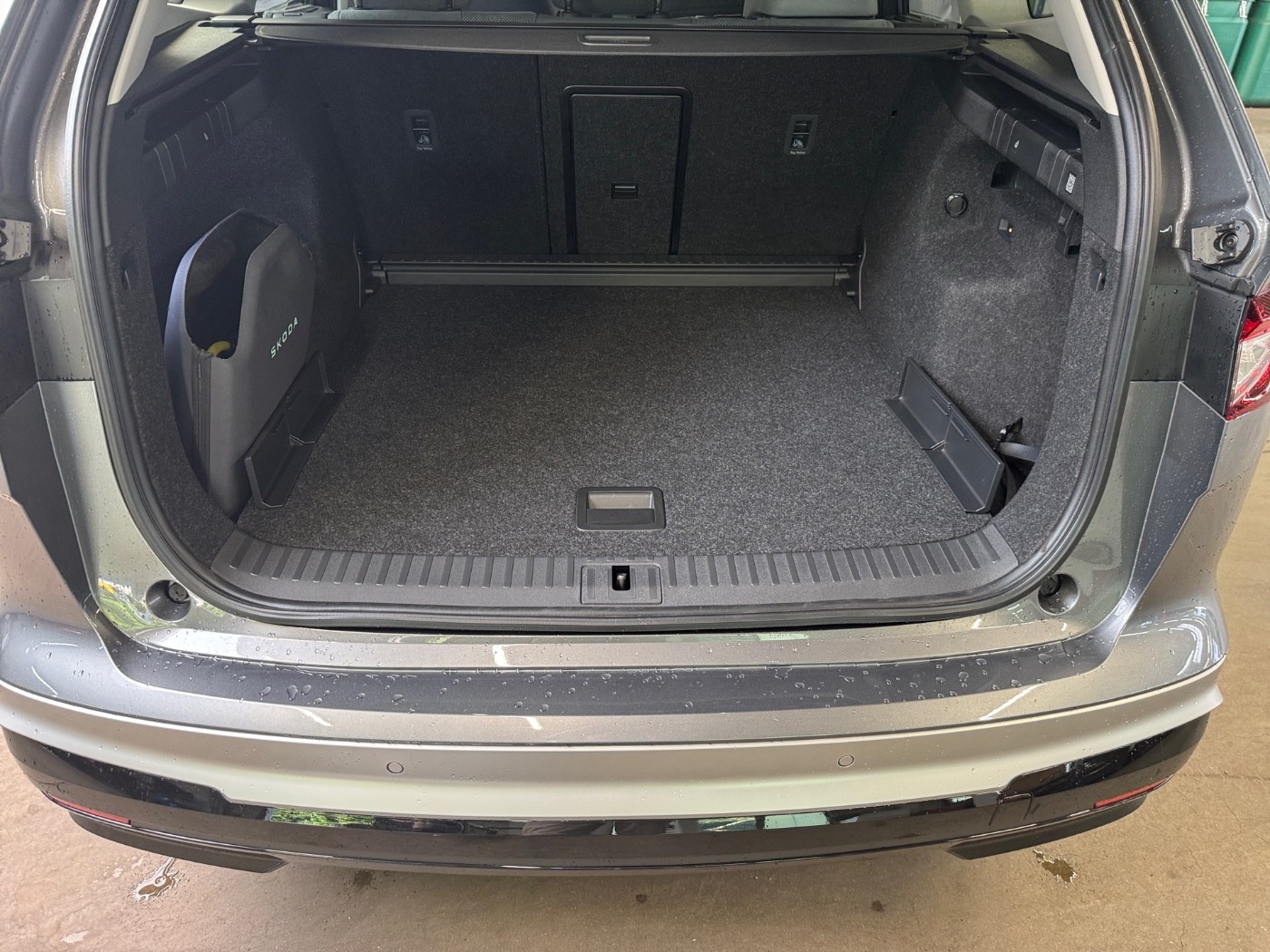 SKODA Enyaq  85 82kWh Navi Kam. 4xSHZ ACC AUT HUD LED Bild 12