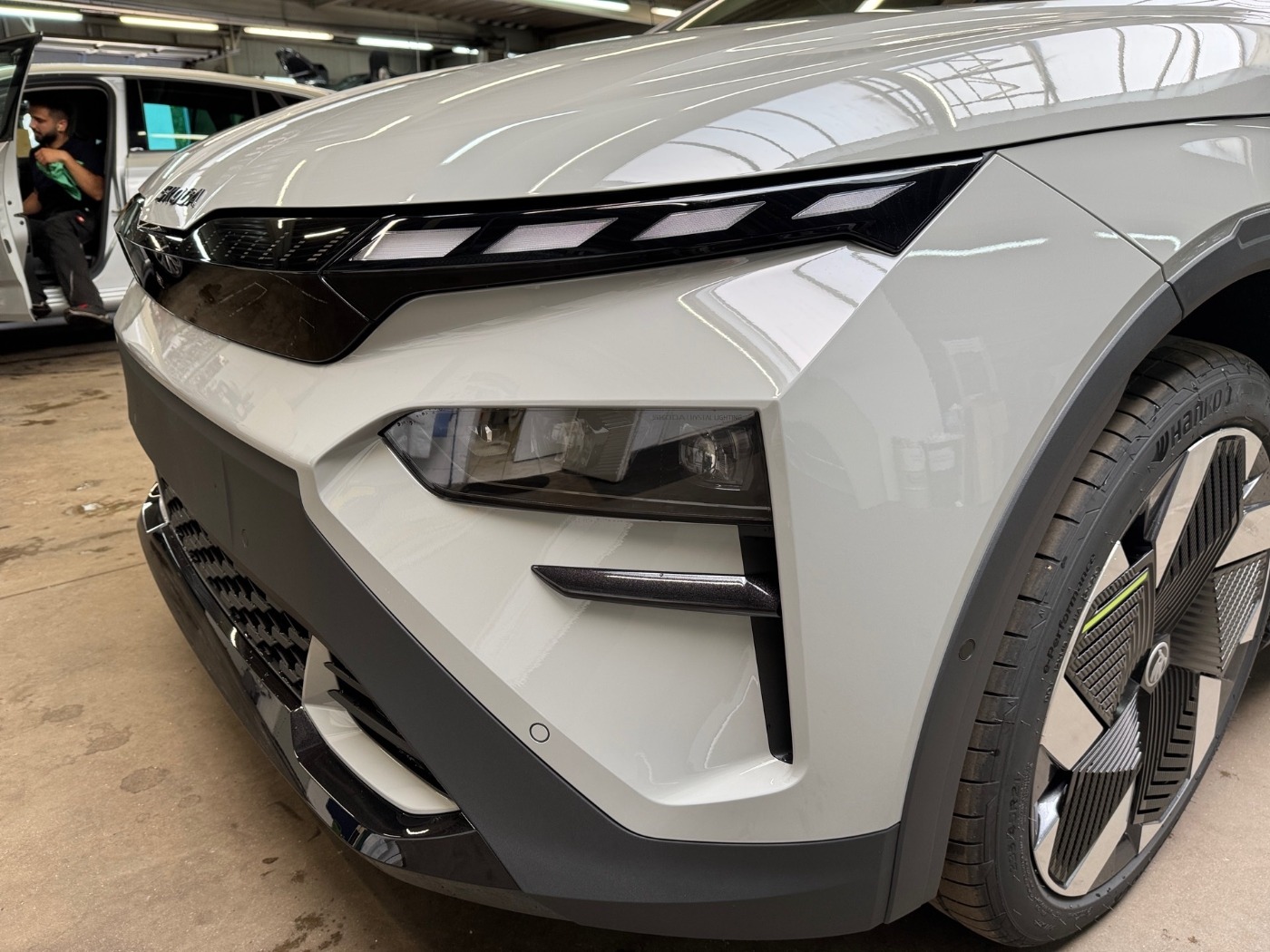 SKODA Elroq RS 84 kWh Navi SportS. ParkAss 2xKlima 360 Bild 5