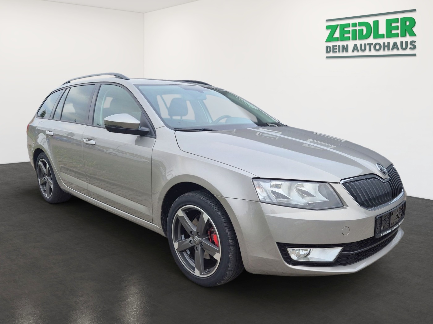 Škoda Octavia Combi 1.4 TSI Style LM Klima AHK Bild 2