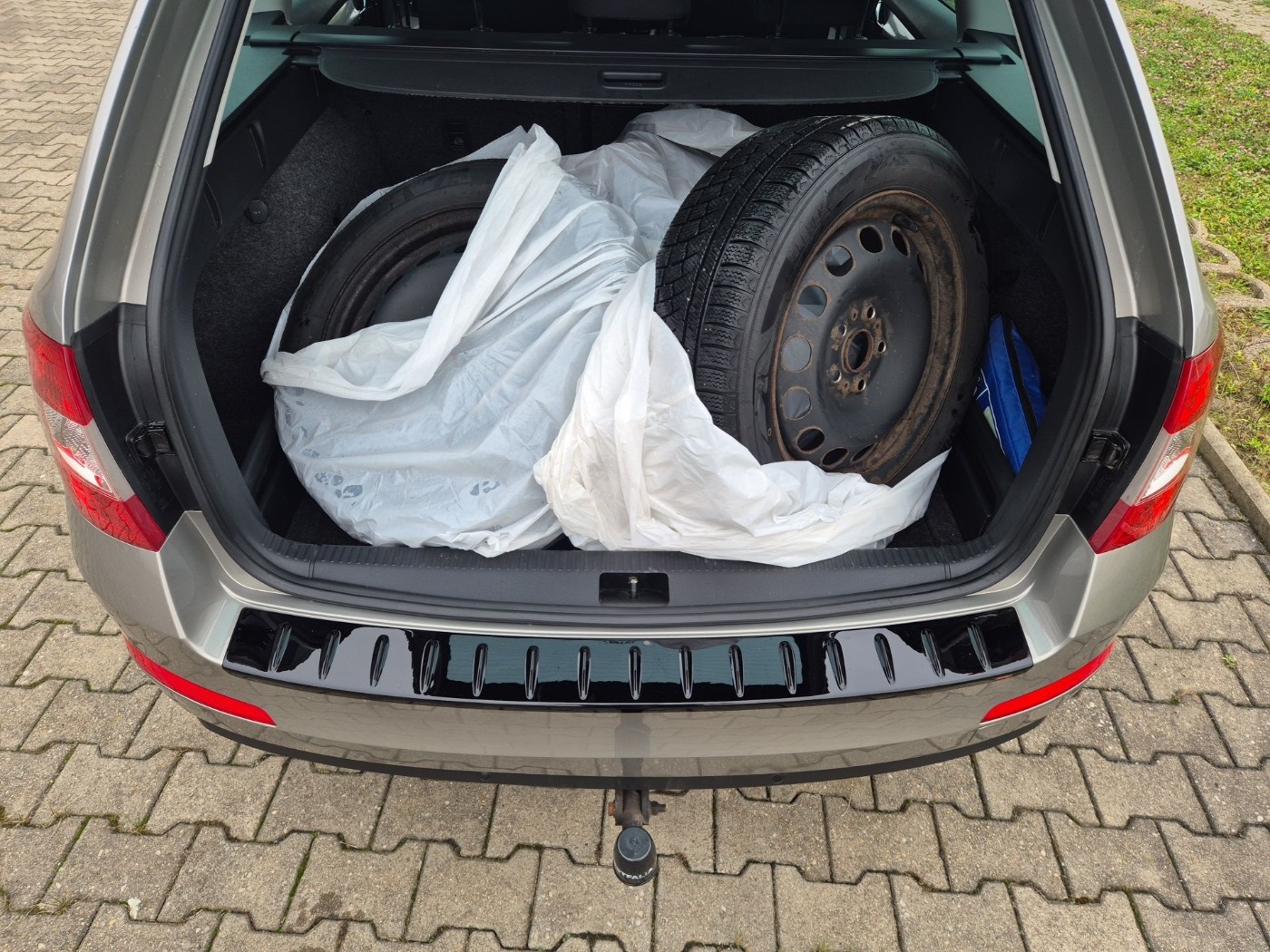 Škoda Octavia Combi 1.4 TSI Style LM Klima AHK Bild 12