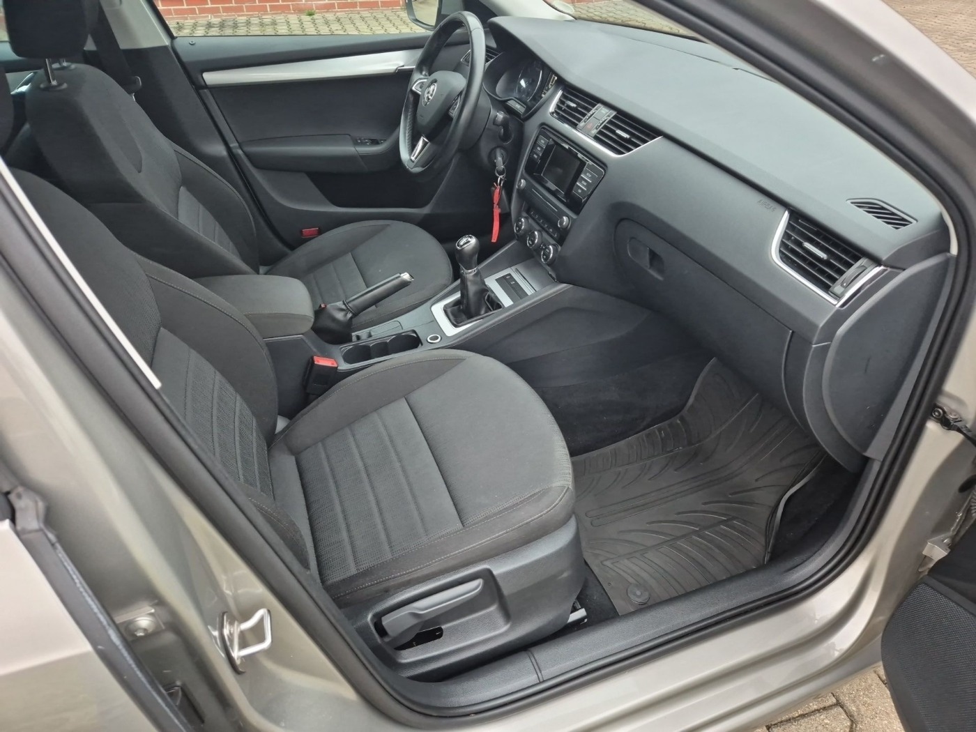 Škoda Octavia Combi 1.4 TSI Style LM Klima AHK Bild 17