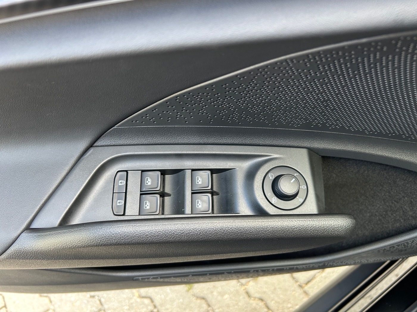 SKODA Elroq 85 Sportline Navi Kam. ParkAss Sportp. ACC Bild 17