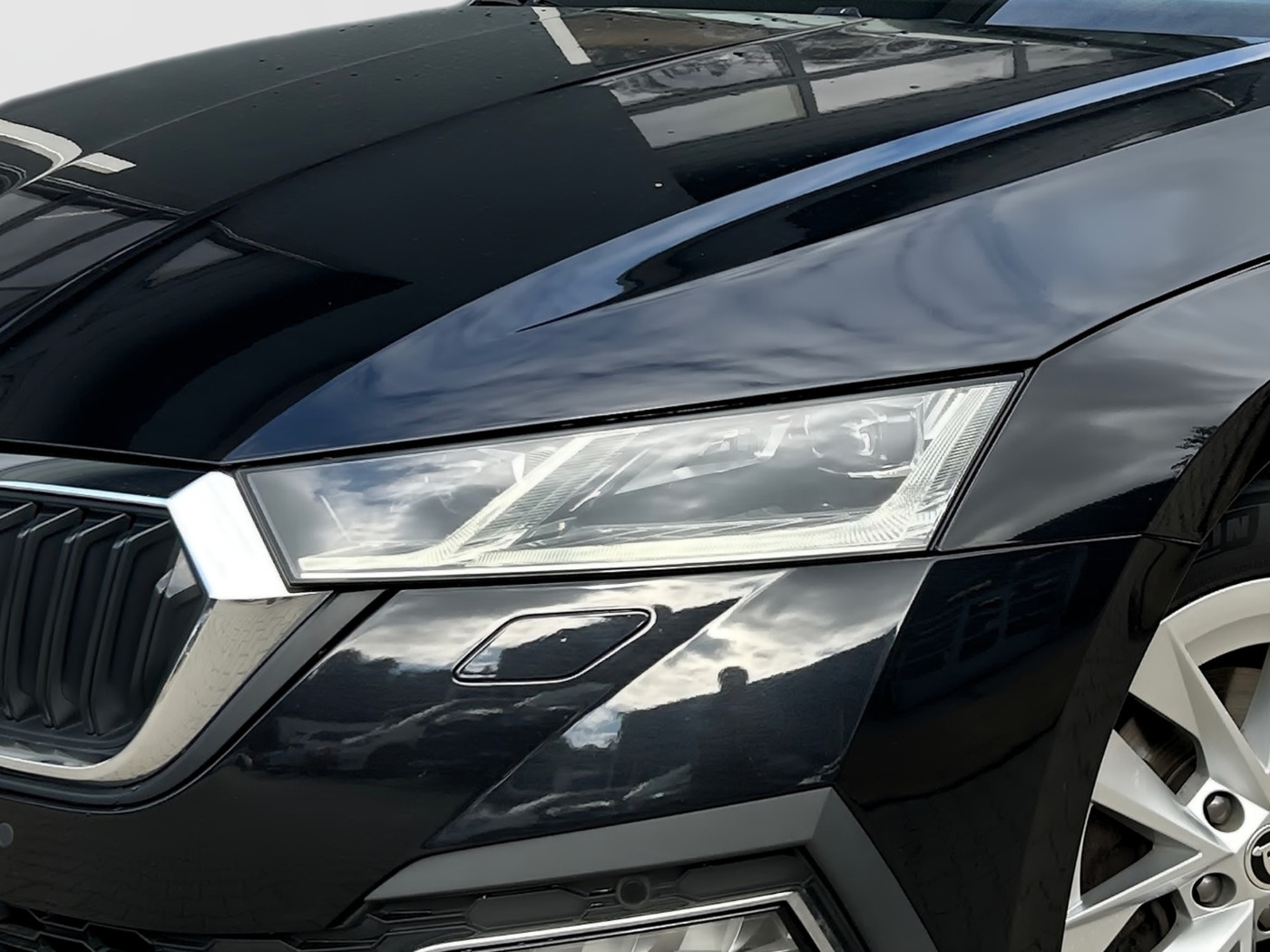Škoda Octavia Combi 2.0 TDI DSG First Edit. LM Navi ACC Bild 5