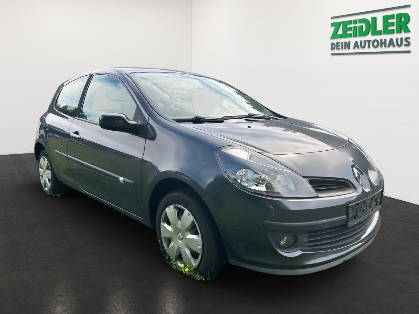 RENAULT Clio III 1.2 16V Edition Dynamique  Bild 2