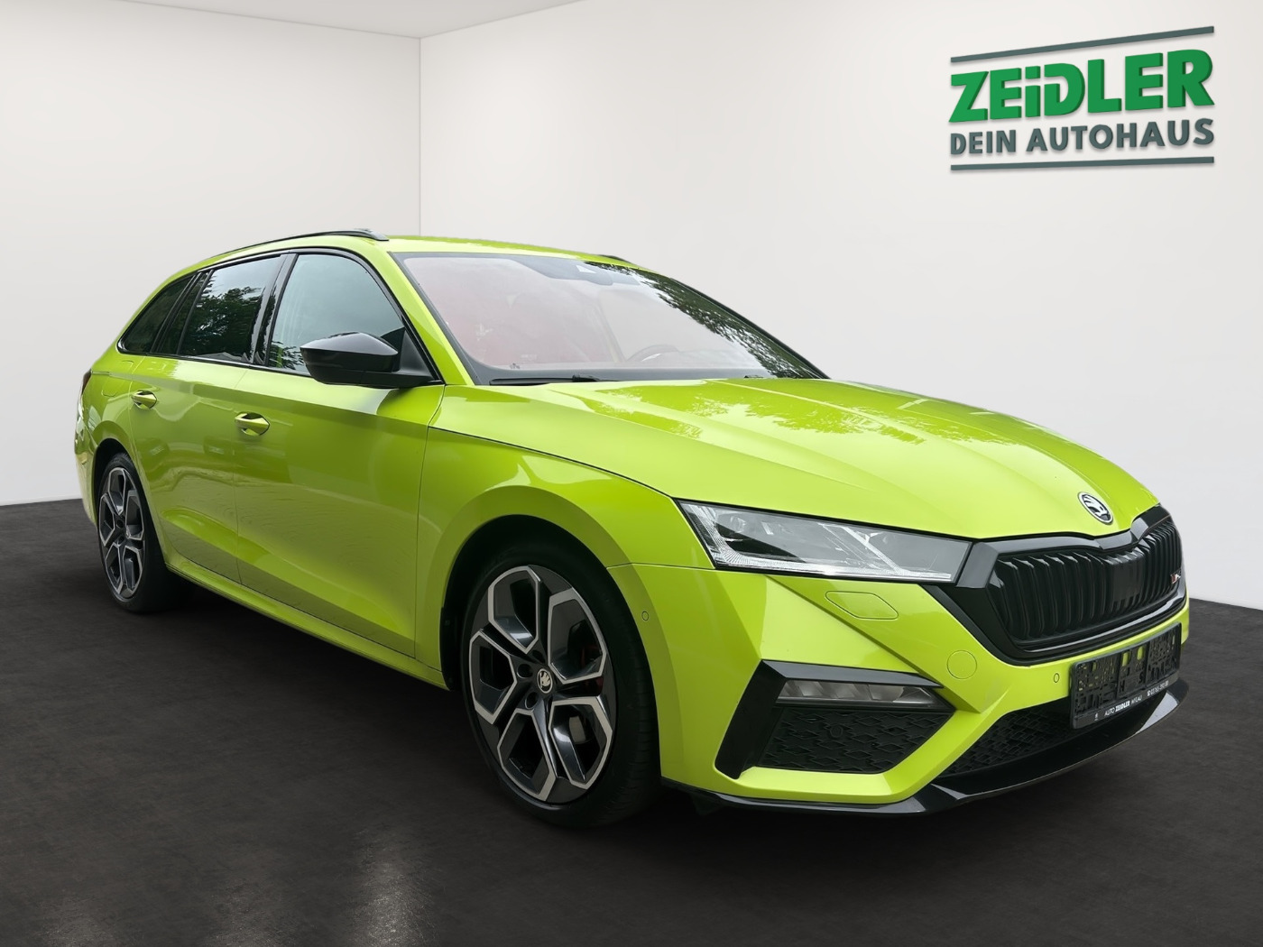 Škoda Octavia Combi 2.0 TDI RS Plus DSG 4x4 LM Navi HUD Bild 2