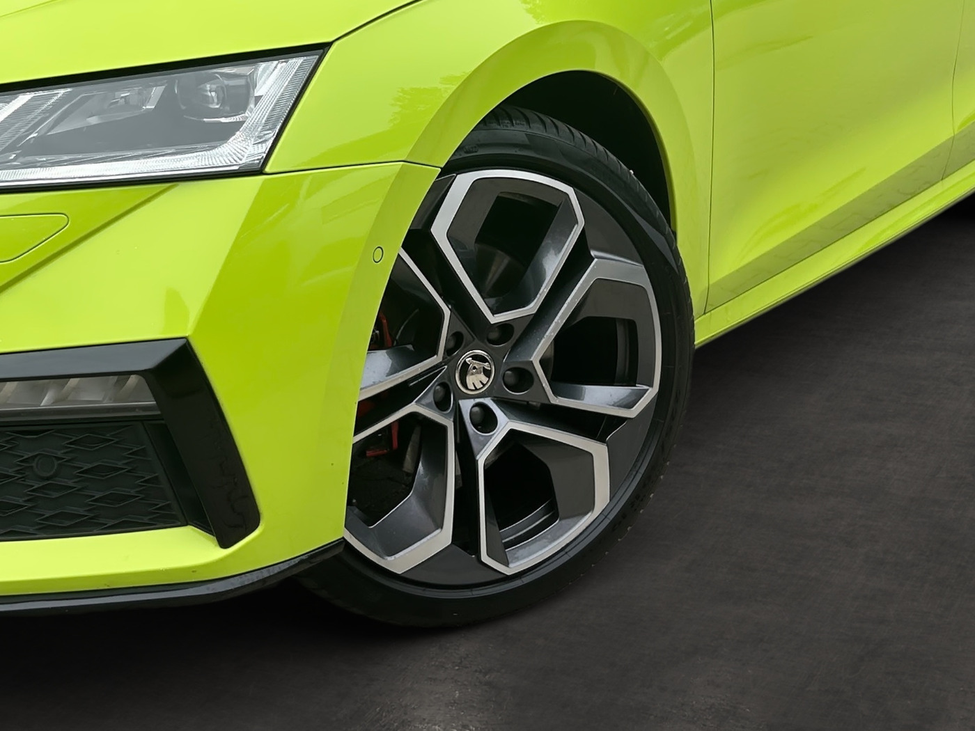 Škoda Octavia Combi 2.0 TDI RS Plus DSG 4x4 LM Navi HUD Bild 6