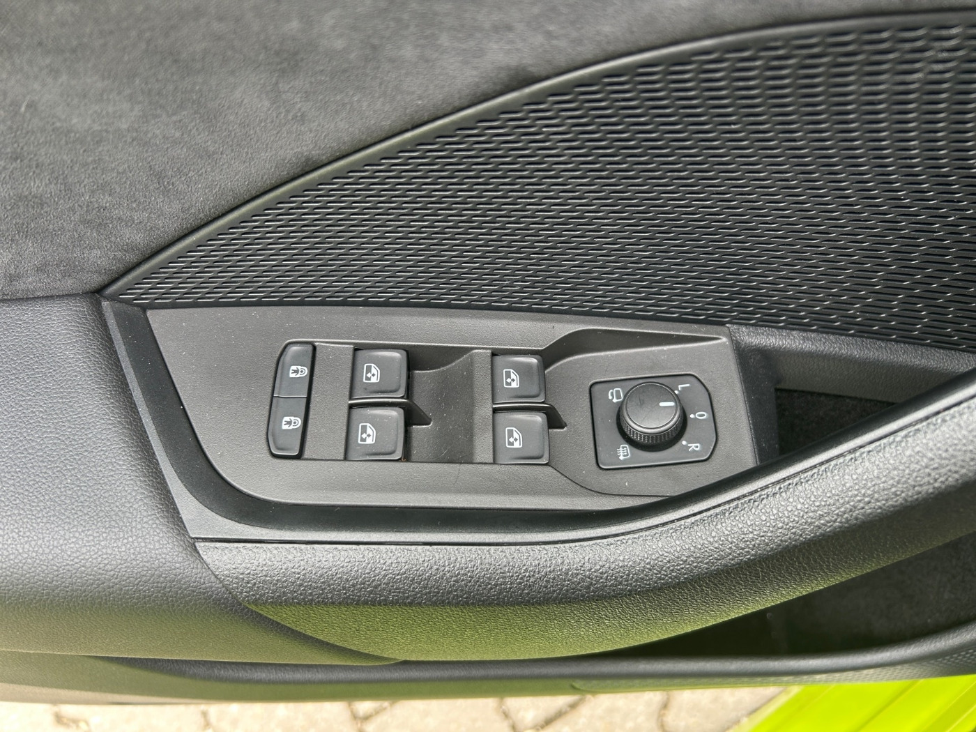 Škoda Octavia Combi 2.0 TDI RS Plus DSG 4x4 LM Navi HUD Bild 14