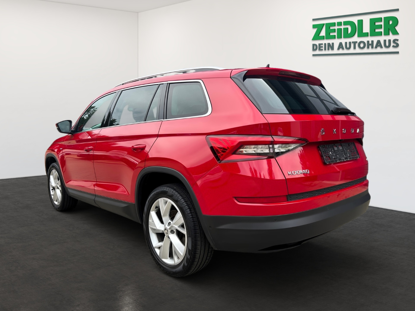Škoda Kodiaq 2.0 TDI Clever DSG 4x4 LM Kam. 360 AHK Bild 4