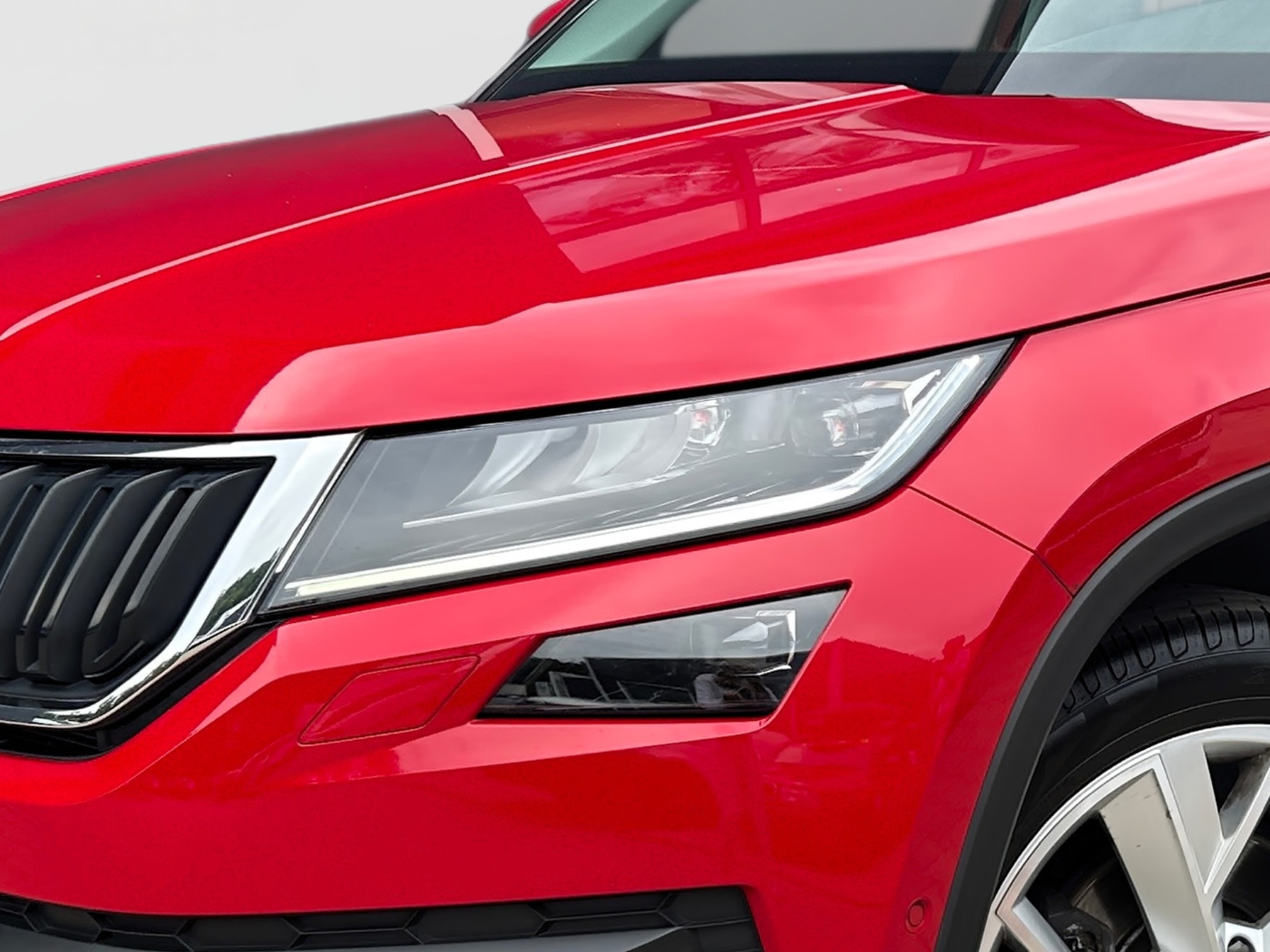 Škoda Kodiaq 2.0 TDI Clever DSG 4x4 LM Kam. 360 AHK Bild 5