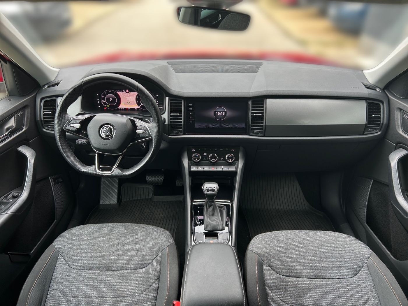 Škoda Kodiaq 2.0 TDI Clever DSG 4x4 LM Kam. 360 AHK Bild 10