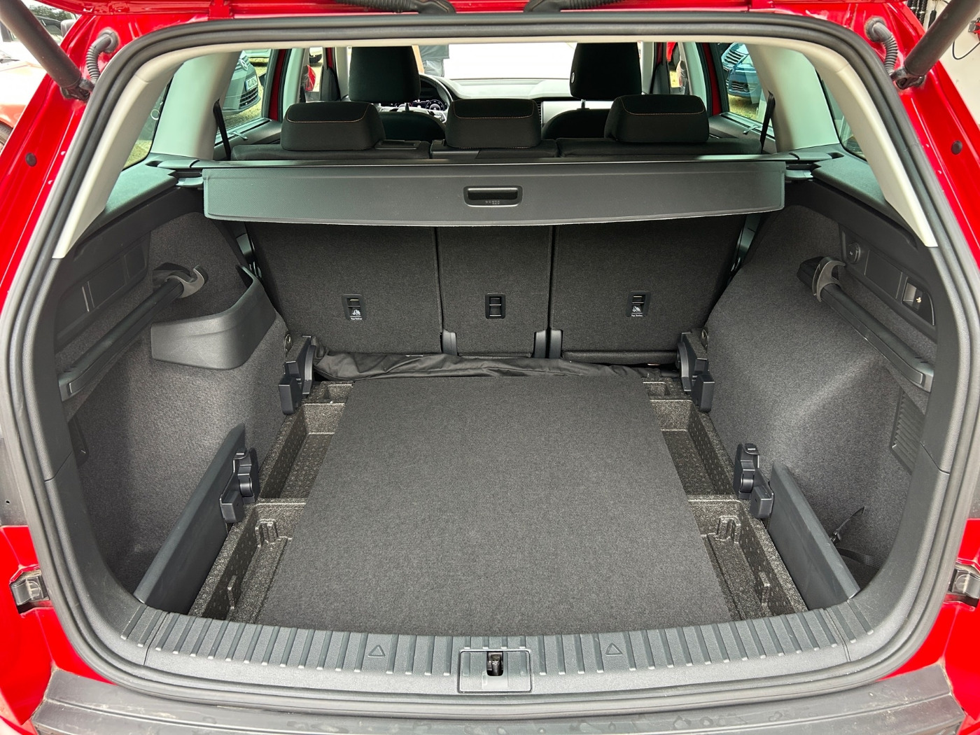 Škoda Kodiaq 2.0 TDI Clever DSG 4x4 LM Kam. 360 AHK Bild 12
