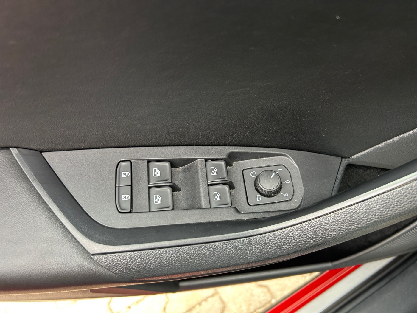 Škoda Kodiaq 2.0 TDI Clever DSG 4x4 LM Kam. 360 AHK Bild 18