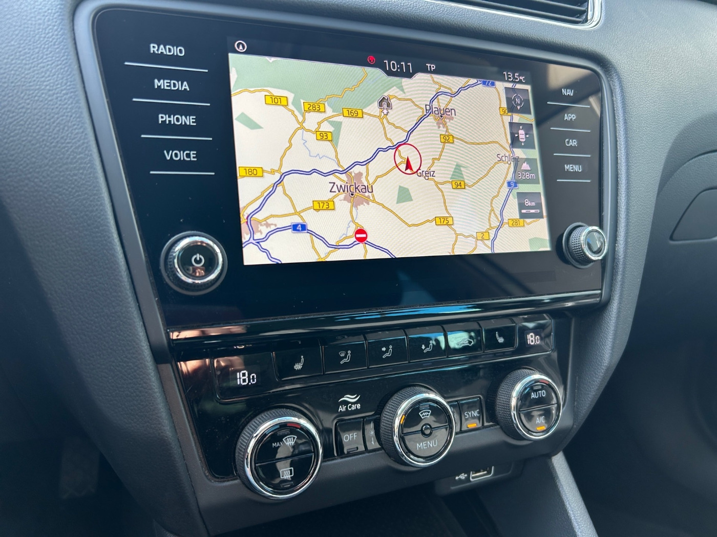 Škoda Octavia Combi 1.5 TSI ACT Soleil Navi 2xKlima LED Bild 14