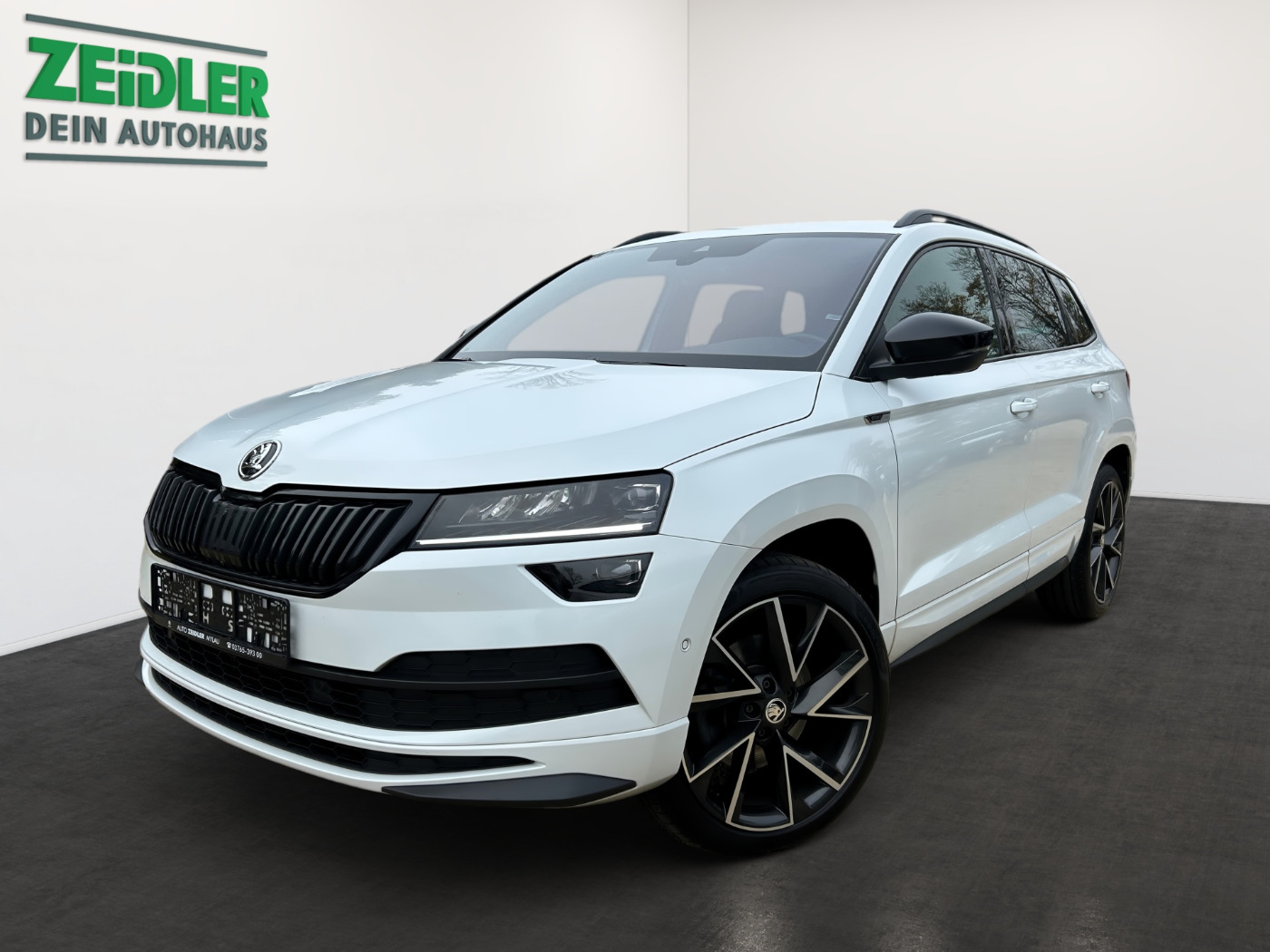 Škoda Karoq 2.0 TSI Sportline 4x4 DSG Navi Pano 360 AHK
