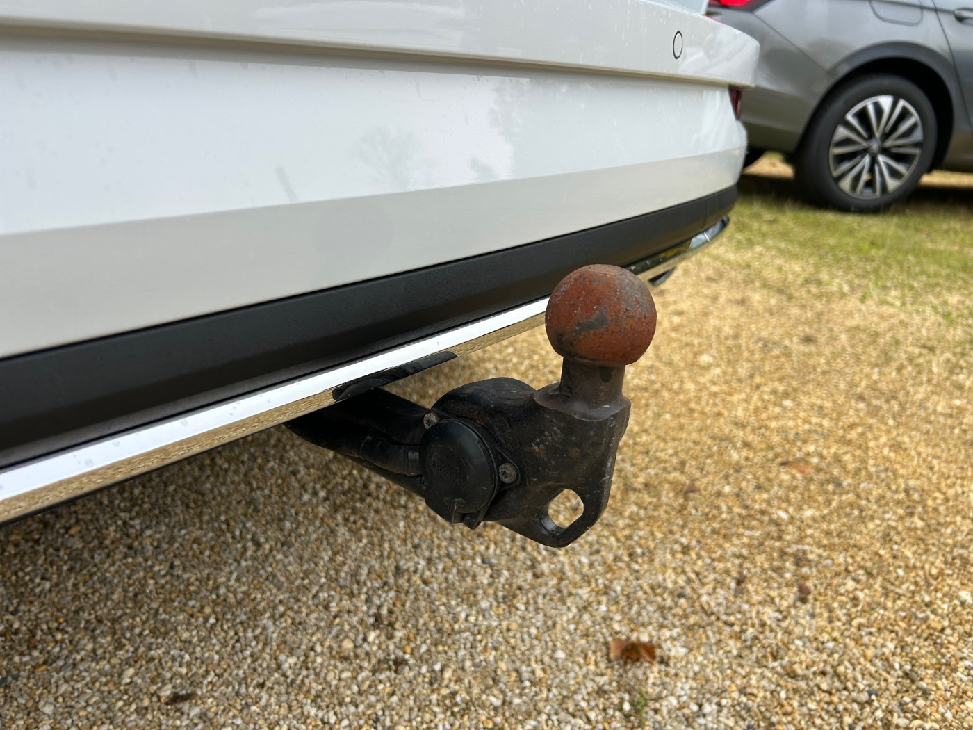 Škoda Karoq 2.0 TSI Sportline 4x4 DSG Navi Pano 360 AHK Bild 13