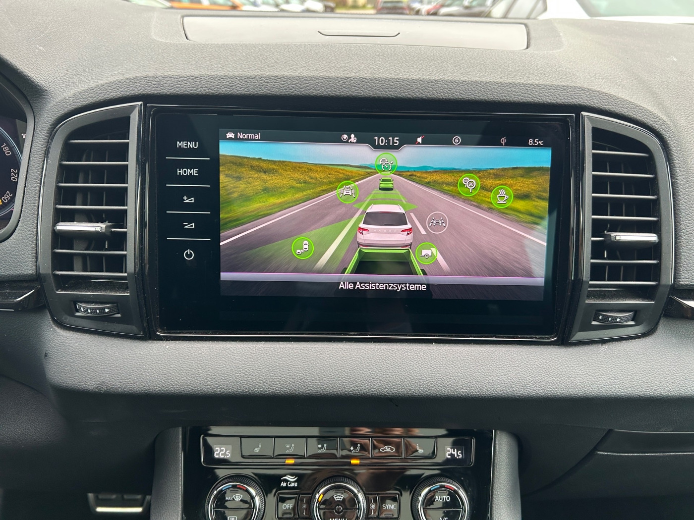 Škoda Karoq 2.0 TSI Sportline 4x4 DSG Navi Pano 360 AHK Bild 16