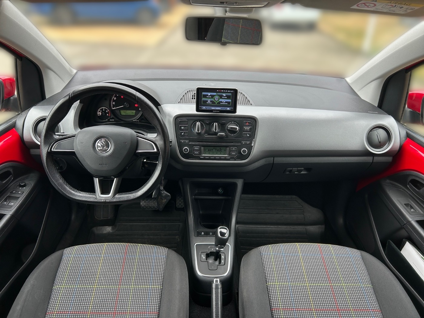 Škoda Citigo 1.0 Ambition ASG LM Navi PDC SHZ Bild 10