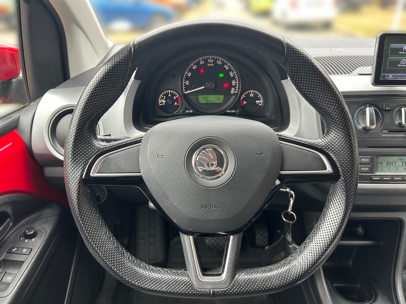 Škoda Citigo 1.0 Ambition ASG LM Navi PDC SHZ Bild 8