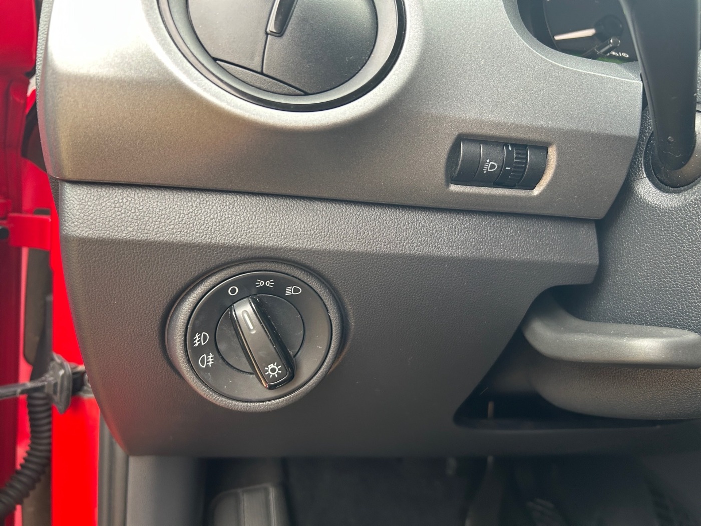 Škoda Citigo 1.0 Ambition ASG LM Navi PDC SHZ Bild 14