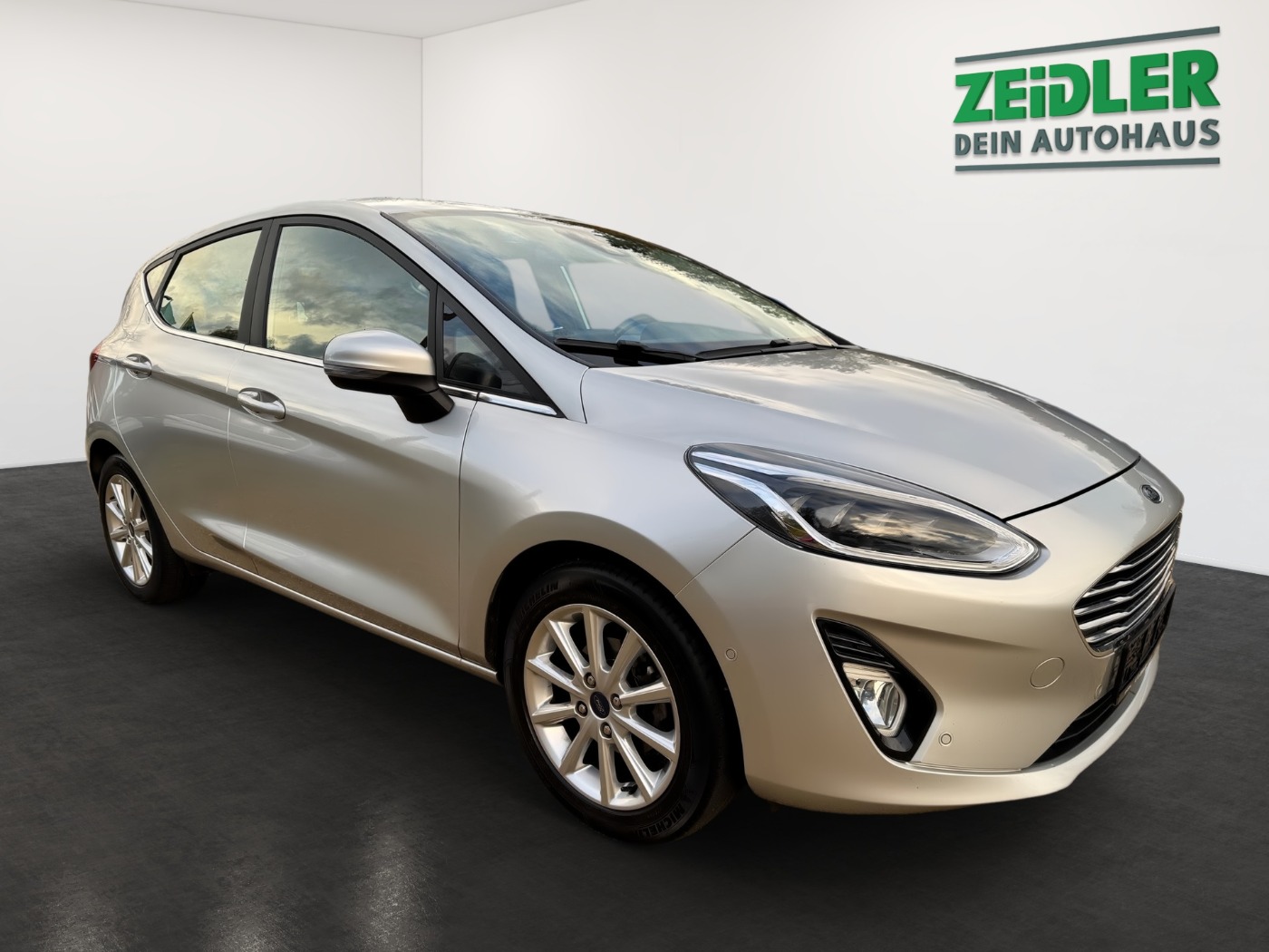 Ford Fiesta 1.1 Titanium LM SportS. Kam. ParkAss AHK Bild 2