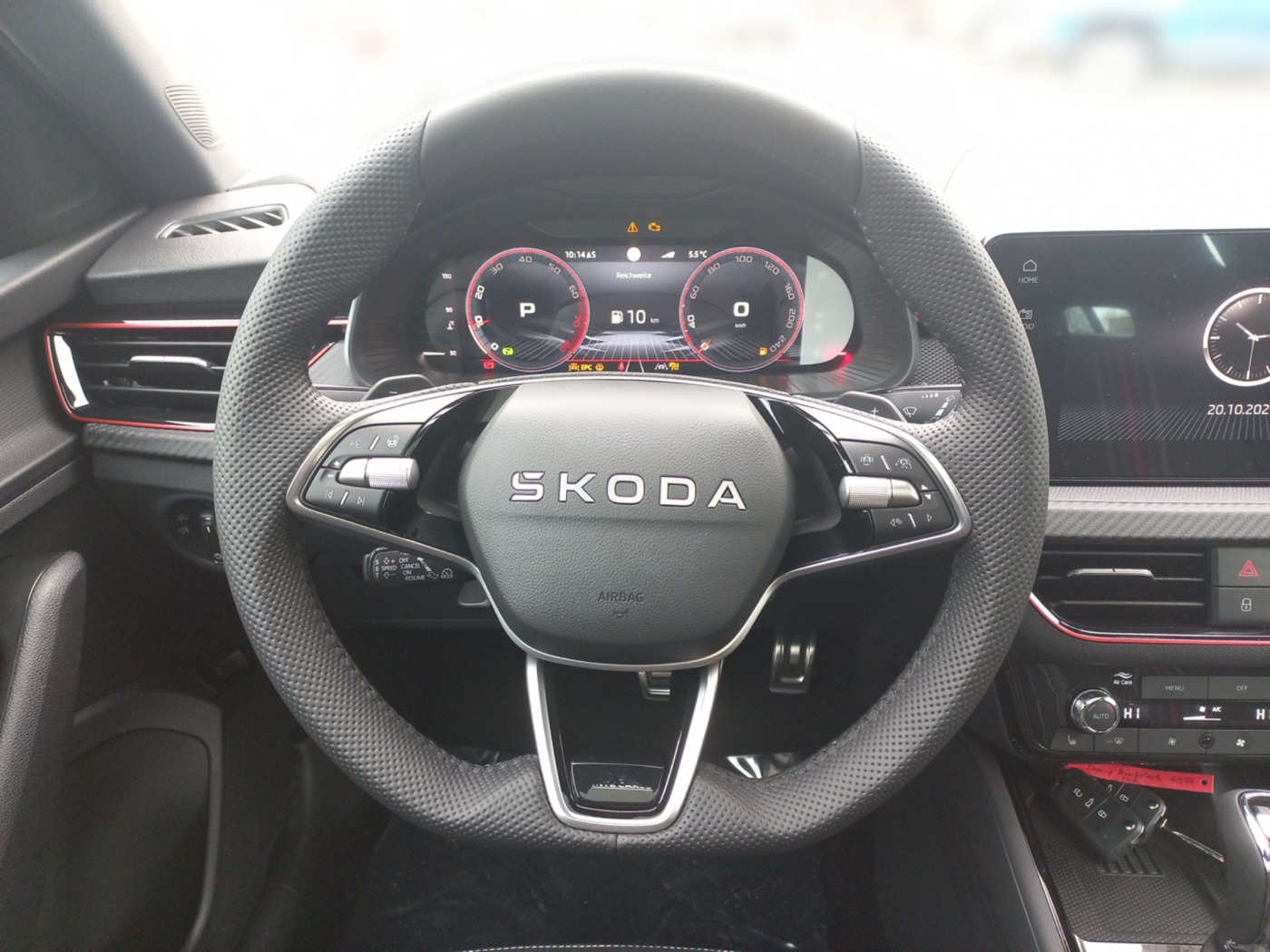 Škoda Kamiq 1.5 TSI Monte Carlo Navi Pano SportS. Kam. Bild 8