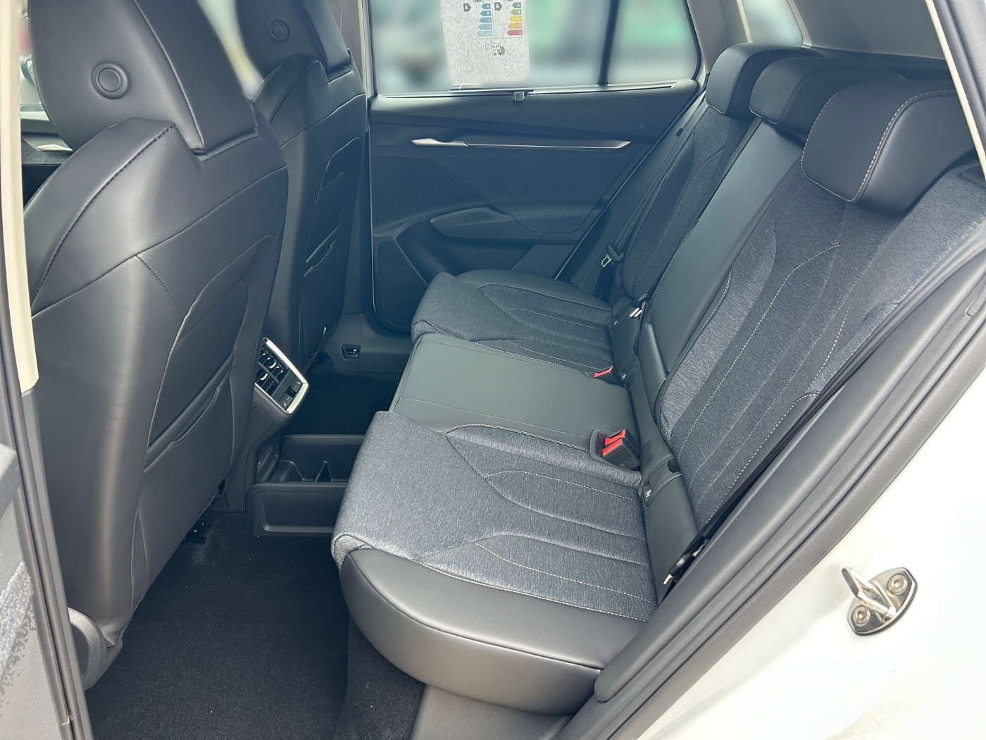 Škoda Elroq 85 Loft Navi Kam. 2xKlima 360 4xSHZ AUT Bild 11