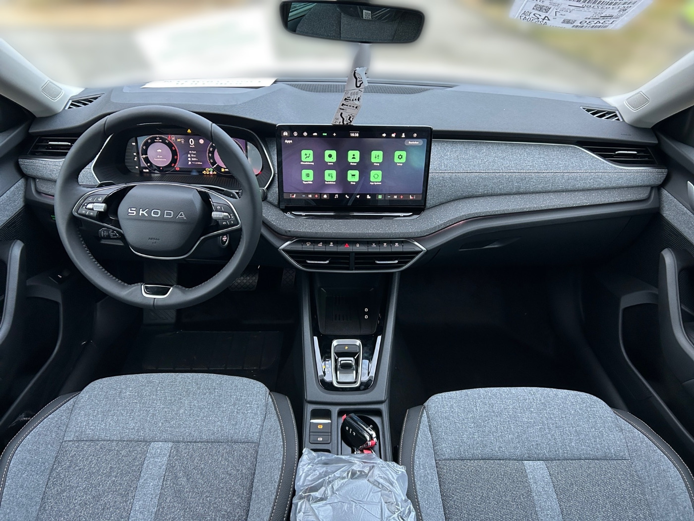 Škoda Octavia Combi 2.0 TDI  W Tour Navi 360 4xSHZ ACC Bild 9