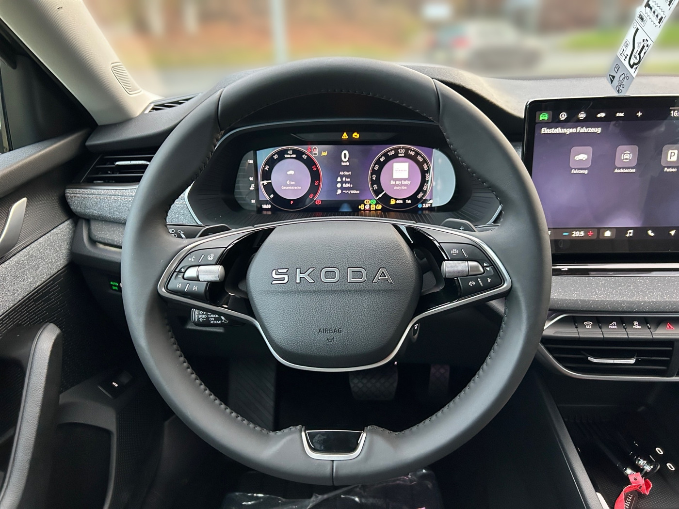 Škoda Octavia Combi 2.0 TDI  W Tour Navi 360 4xSHZ ACC Bild 8