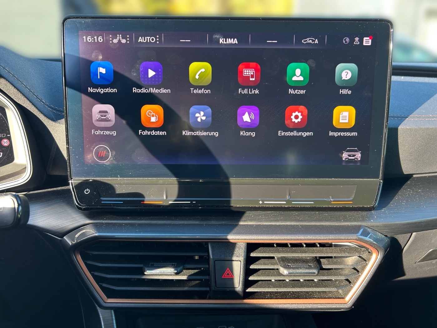 Cupra Formentor 2.0 TSI VZ 245 LM Navi Pano SportS. Bild 9