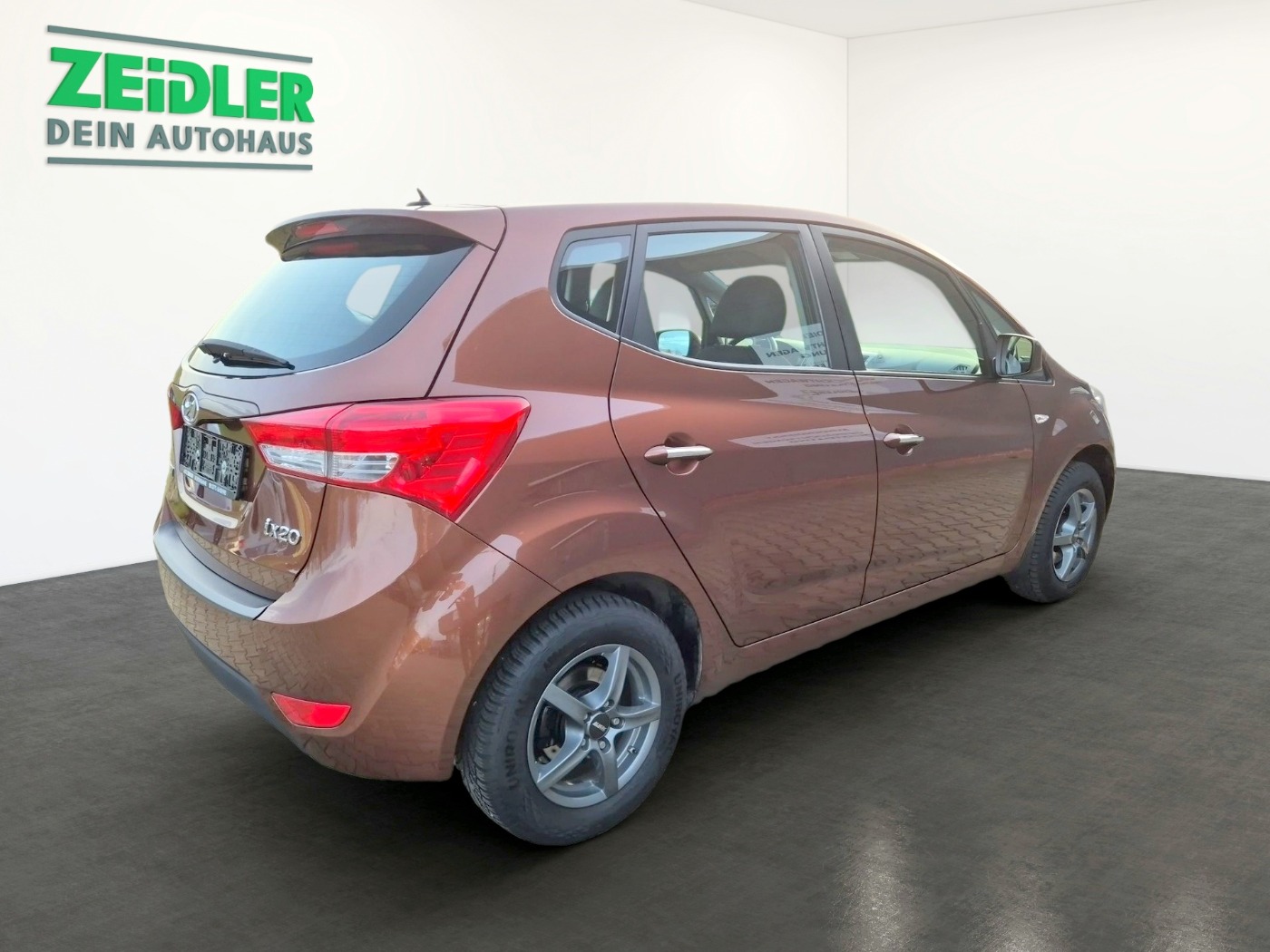 Hyundai ix20 1.6 Comfort Klima Alu Allwetter Bild 3