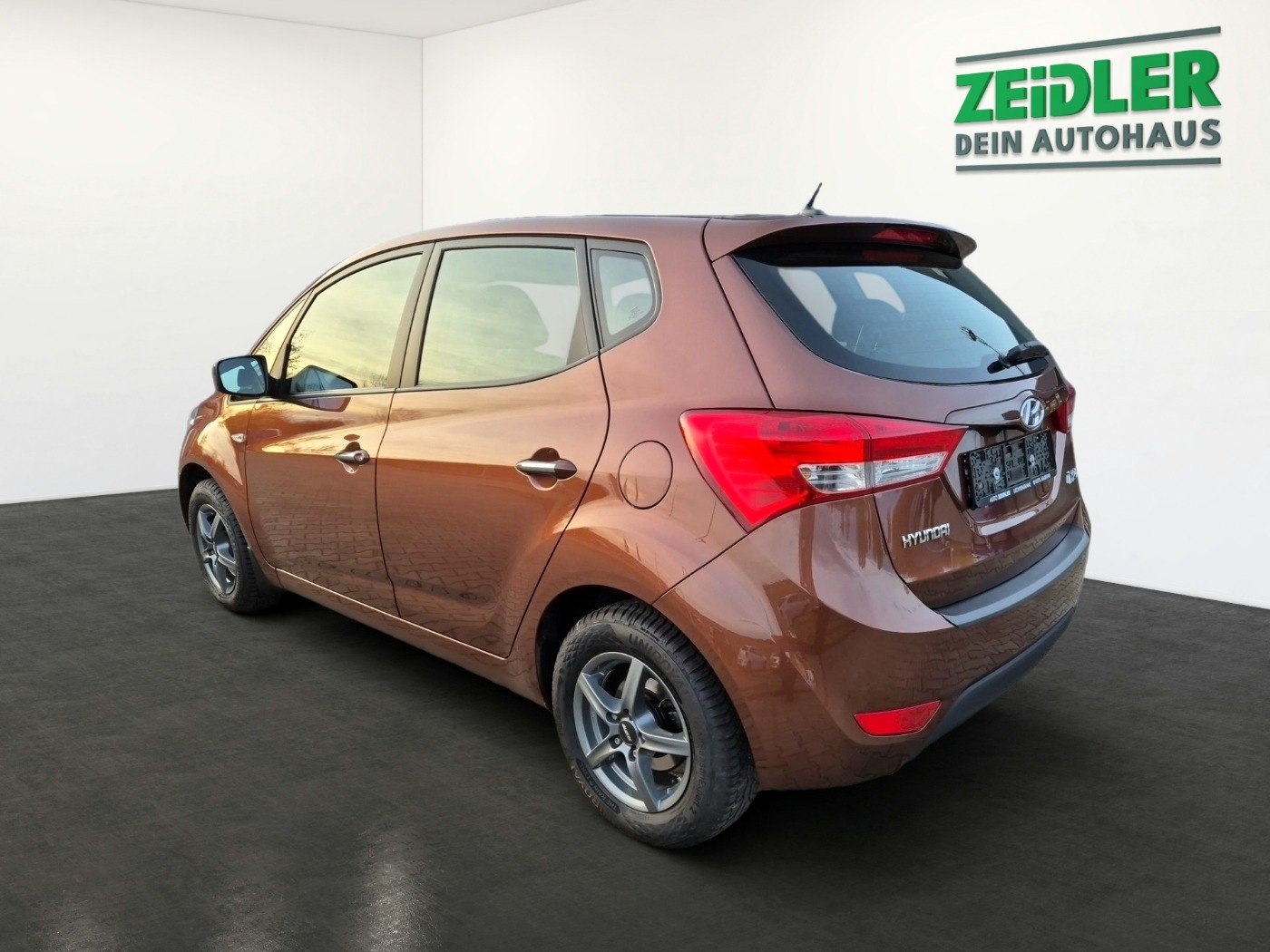 Hyundai ix20 1.6 Comfort Klima Alu Allwetter Bild 4