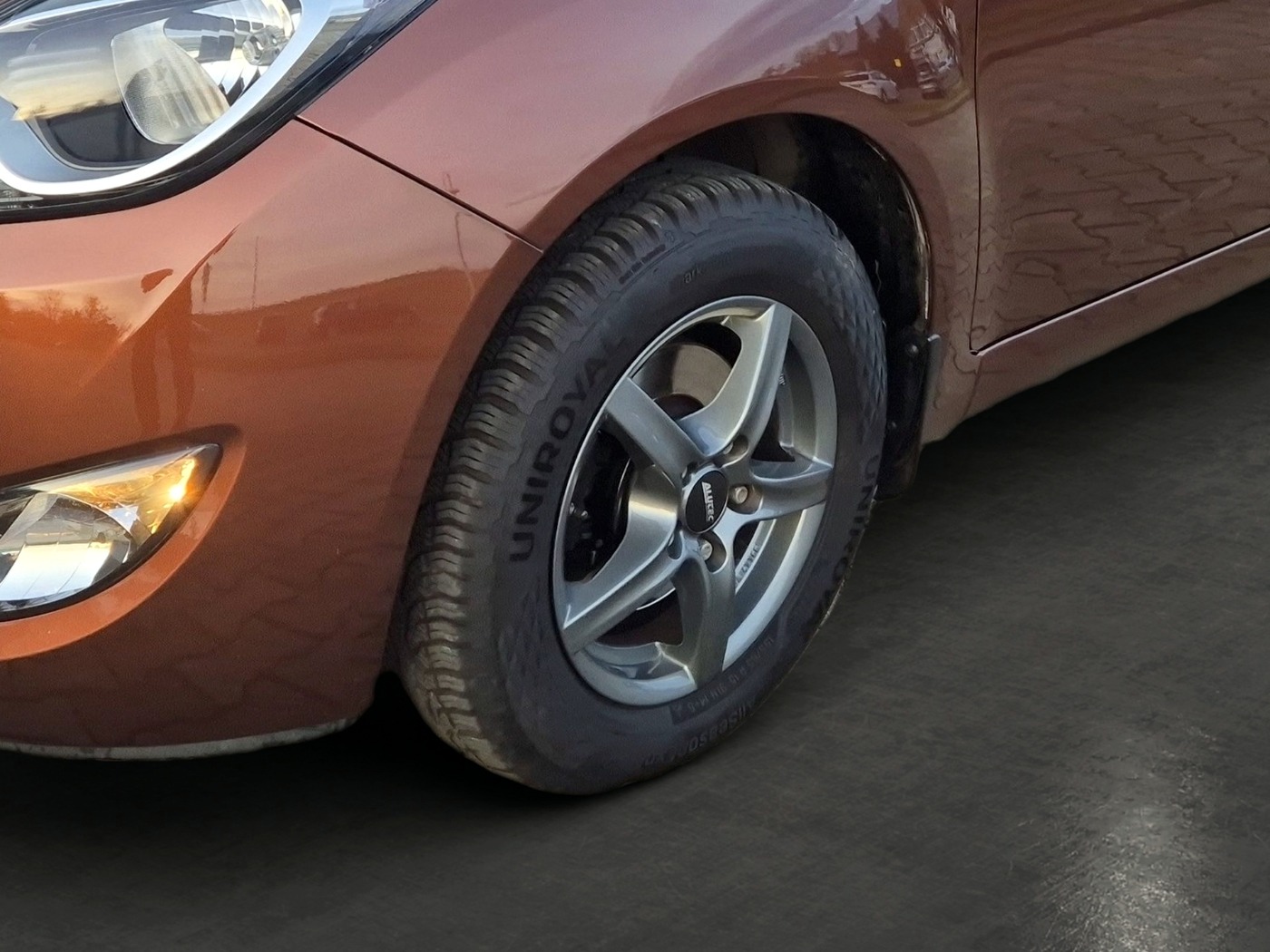 Hyundai ix20 1.6 Comfort Klima Alu Allwetter Bild 6