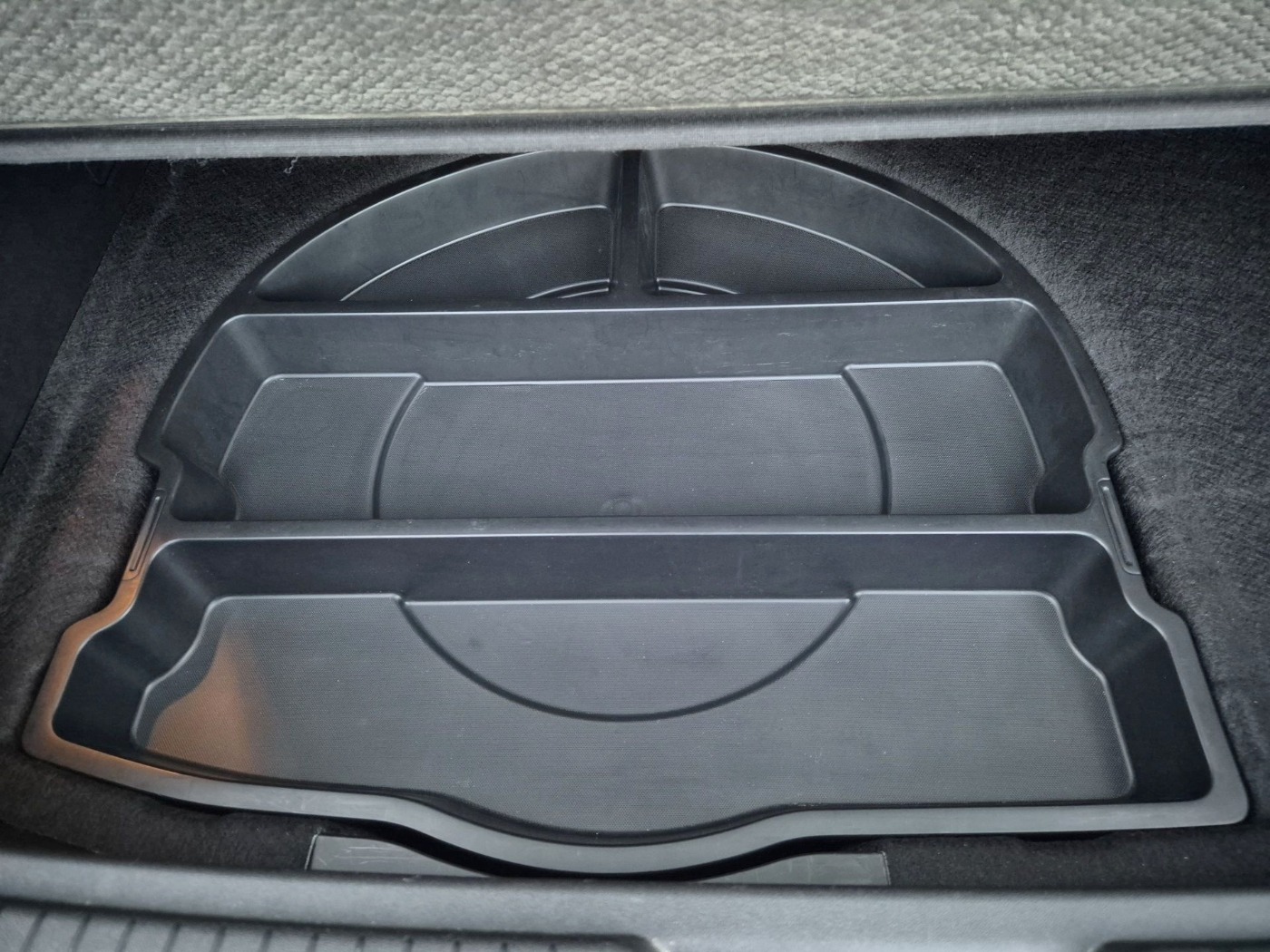 Hyundai ix20 1.6 Comfort Klima Alu Allwetter Bild 20