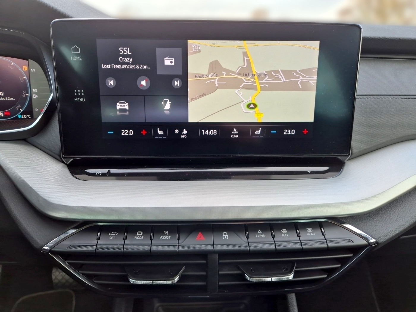 Škoda Octavia Combi 1.5 TSI e-TEC Clever Matrix AHK Bild 14