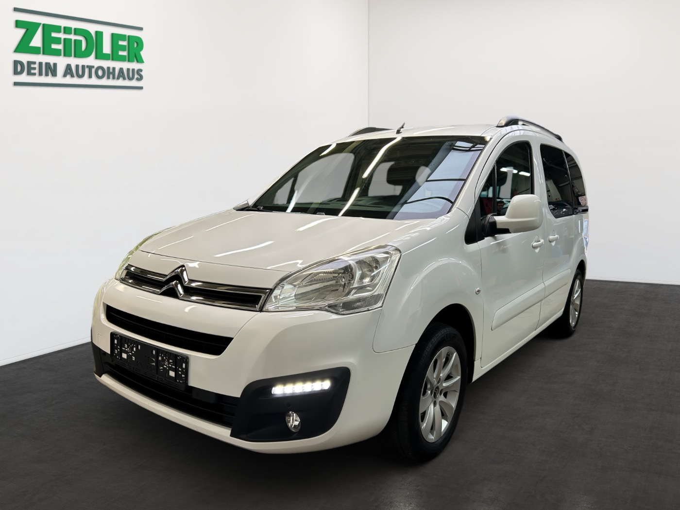 Citroen Berlingo Kombi 1.6 VTi 120 Selection 2xKlima PDC